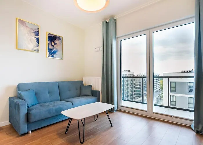 Wola Lush Apartment